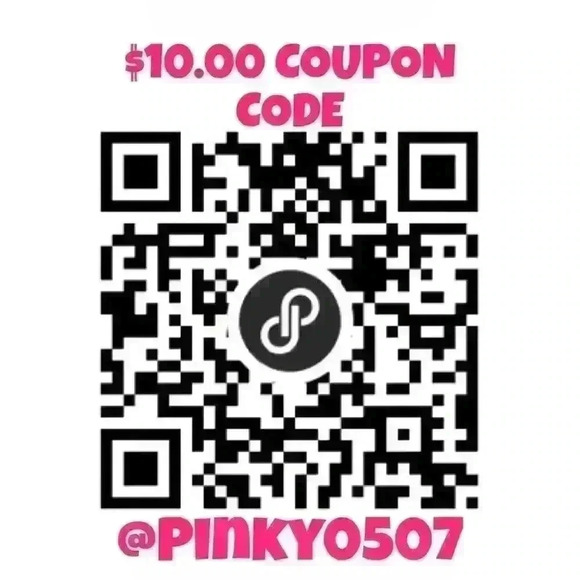 🎄NEW Holiday Arrangement - Beautiful Faux Floral Pitcher Centerpiece - Picture 4 of 17